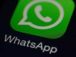 whatsapp-icon-on-phone